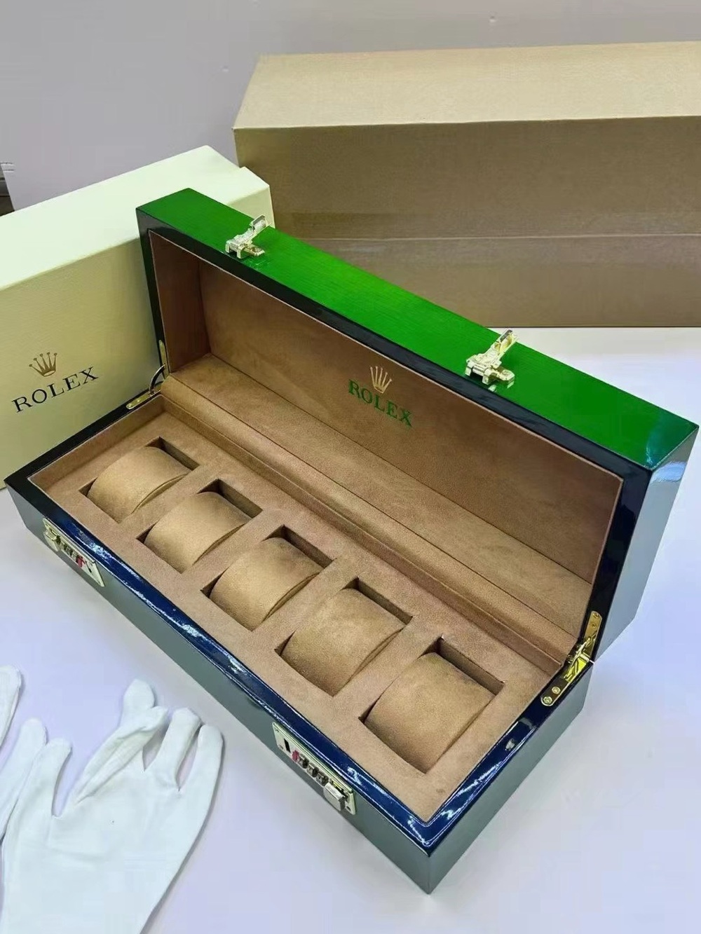 Rolex Green and Gold Multi-Watch Display Case - Picture 3 of 5
